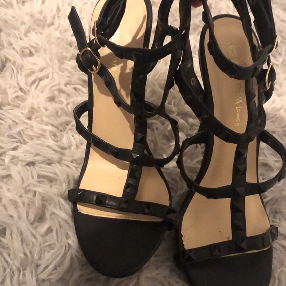 Black studded high heels - Picture 2 of 5